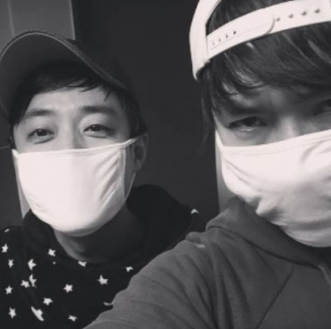 不忍兒孤單離去！39歲男星出殯6小時後「媽媽拉著他的手跟著走了」　弟弟「3天內痛失雙親」