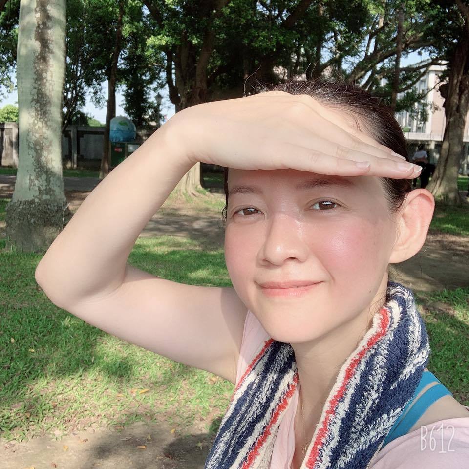 痛失一生最愛的人！曾寶儀花10年才懂「沒有節哀順變這回事」　舊地重遊「望美景卻流淚」終於和自己和解
