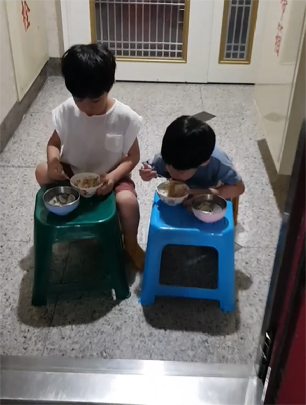 為養家復出！知名女星拒嫁富豪後「奉子成婚」　一人帶倆子自嘲是單親「7年早上未洗過臉」近照曝光