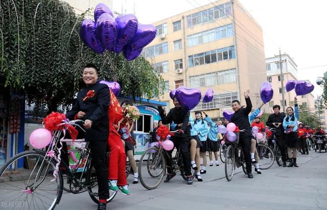 「媽是為你好」！結婚前媽苦勸「房產過戶給你弟」　遭退婚後她紅了眼：我終於看清您的苦心