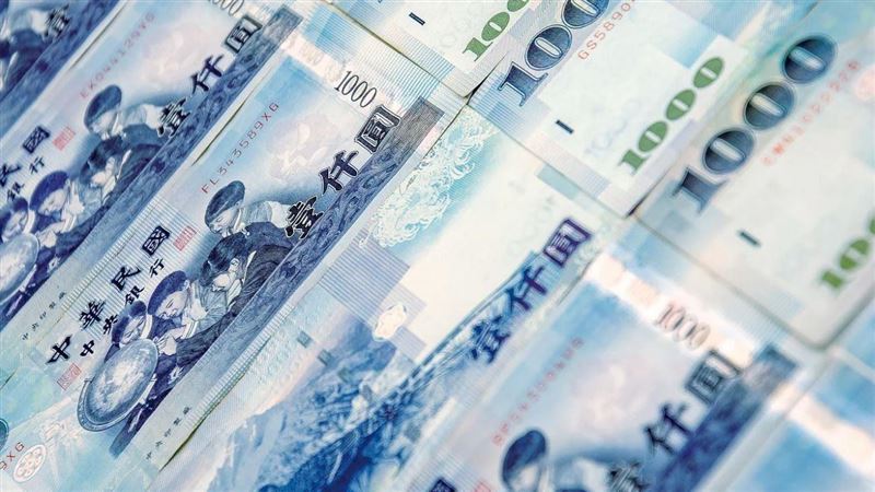 10年買3房！雞肉攤夫妻不靠爸媽「坐擁千萬豪宅」　只靠兩招「無痛存款」越換越大間：要懂得留住錢