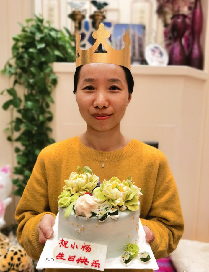 相伴13年親如家人！趙文卓全家「為保姆慶生」送奢華大禮出手超闊綽　「三子女合照」盡顯好家教