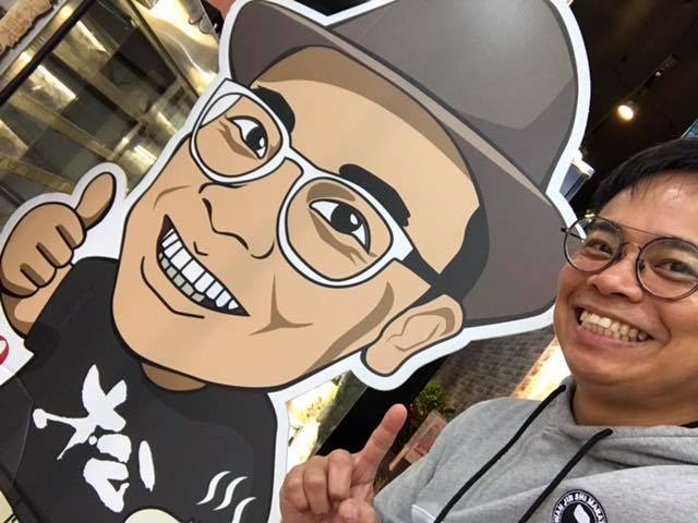 不捨員工受苦！《食尚玩家》阿松咬牙「空燒包子店800萬租金」承諾不收店　坦承「向愛妻周轉硬撐」近況曝光