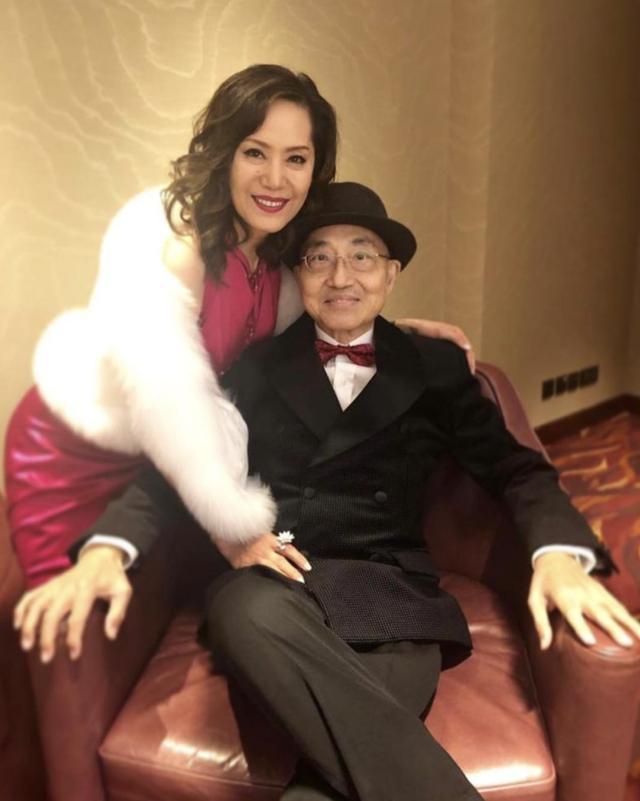 深扒上位史！女兒是假名媛卻嫁真豪門「美貌窮媽媽」嚴格打造兩女兒　姐姐嫁功夫巨星「妹妹入百億豪門」