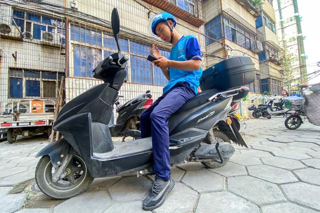 丈夫兼職做送餐員！半夜意外「接到妻子訂單」　外賣「地址」粉碎5年婚姻：她怎麽做得出來