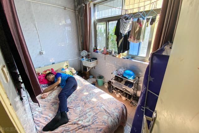 丈夫兼職做送餐員！半夜意外「接到妻子訂單」　外賣「地址」粉碎5年婚姻：她怎麽做得出來