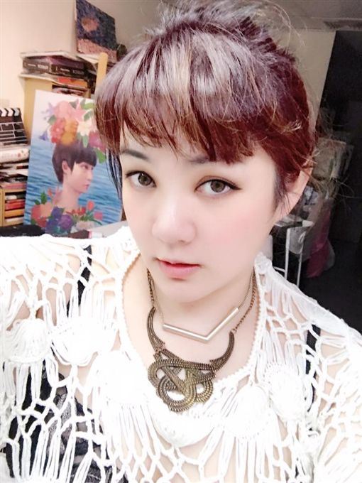 結婚一年老公跟人跑！48歲凌葳威「窮到沒錢洗熱水」被當提款機　重回酒店上班「自爆出場價碼」想多賺點錢