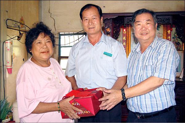 5寶爸不夠看！台東媽媽「32年生24胎」靠撿回收養全家　孩子長大「想接回照顧被拒絕」：不求你們回報