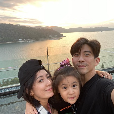 到了5歲才發現！咘咘被檢查出「有先天性缺失」　賈靜雯自責「險錯過黃金時間」：怎麼沒注意到