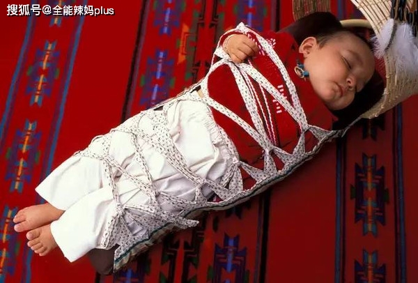 不顧寶媽勸阻！婆婆非要給孫子剃「滿月眉」期望長出好眉形　2個月後全家鬧翻天：孩子最無辜