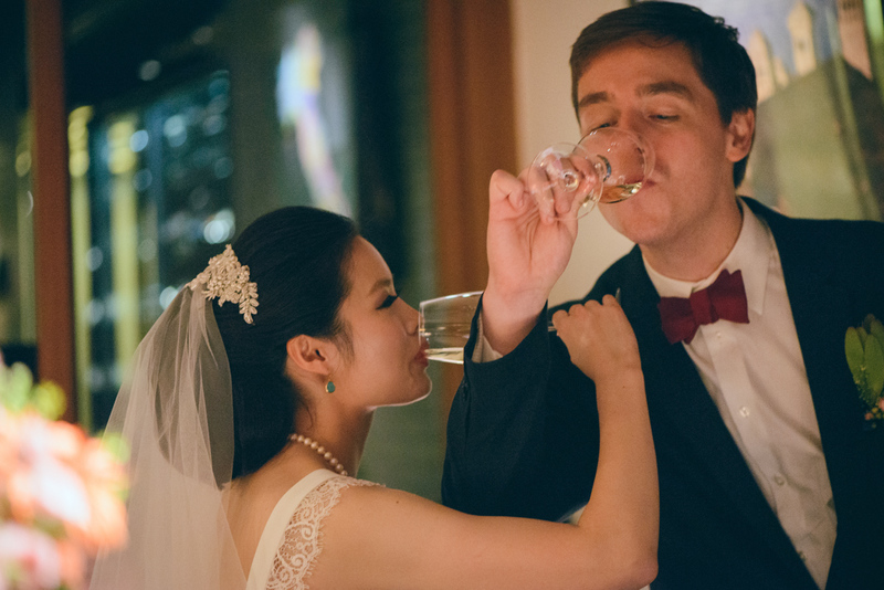 婚宴他只包2600！新娘傻眼「要老公與15年兄弟絕交」　翻開禮金簿大呼「我閨蜜才是真朋友」掀全網筆戰