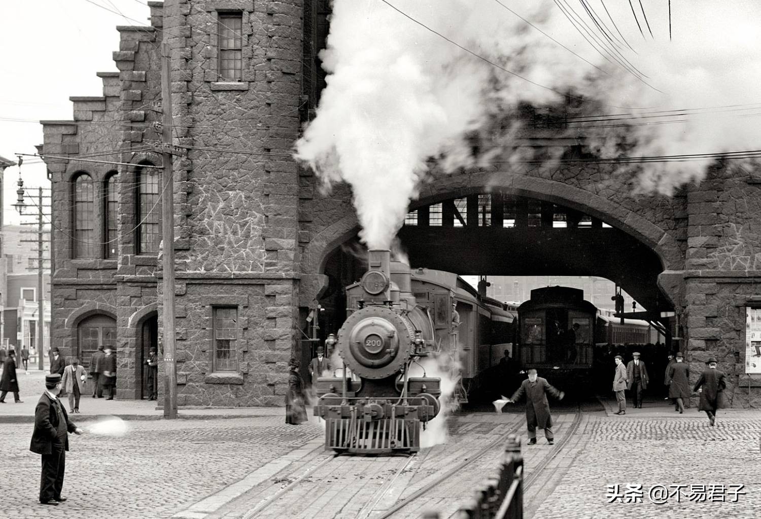時空穿梭？「幽靈火車」載104人神秘消失　58年後再度出現「科學家上車調查」揭秘真相