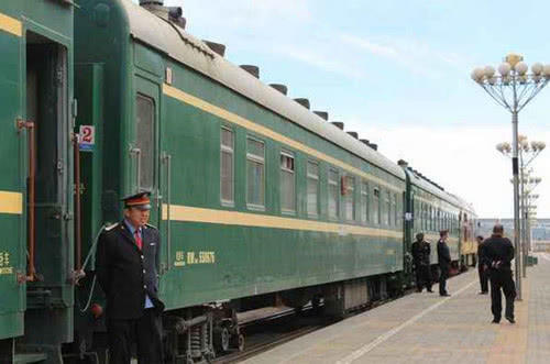 時空穿梭？「幽靈火車」載104人神秘消失　58年後再度出現「科學家上車調查」揭秘真相