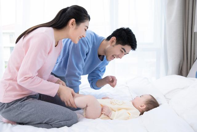 孩子姓「龔」！老師一見全名後「不敢點名」   同學卻追著喊名字：太尷尬了