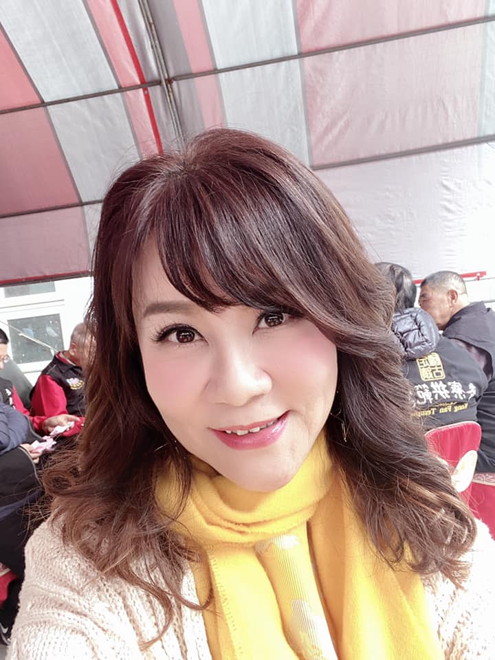豪發60個紅包！龍千玉「大兒子驚喜露面」奉五位數大紅包　「睽違6年終團圓」畫面好溫馨