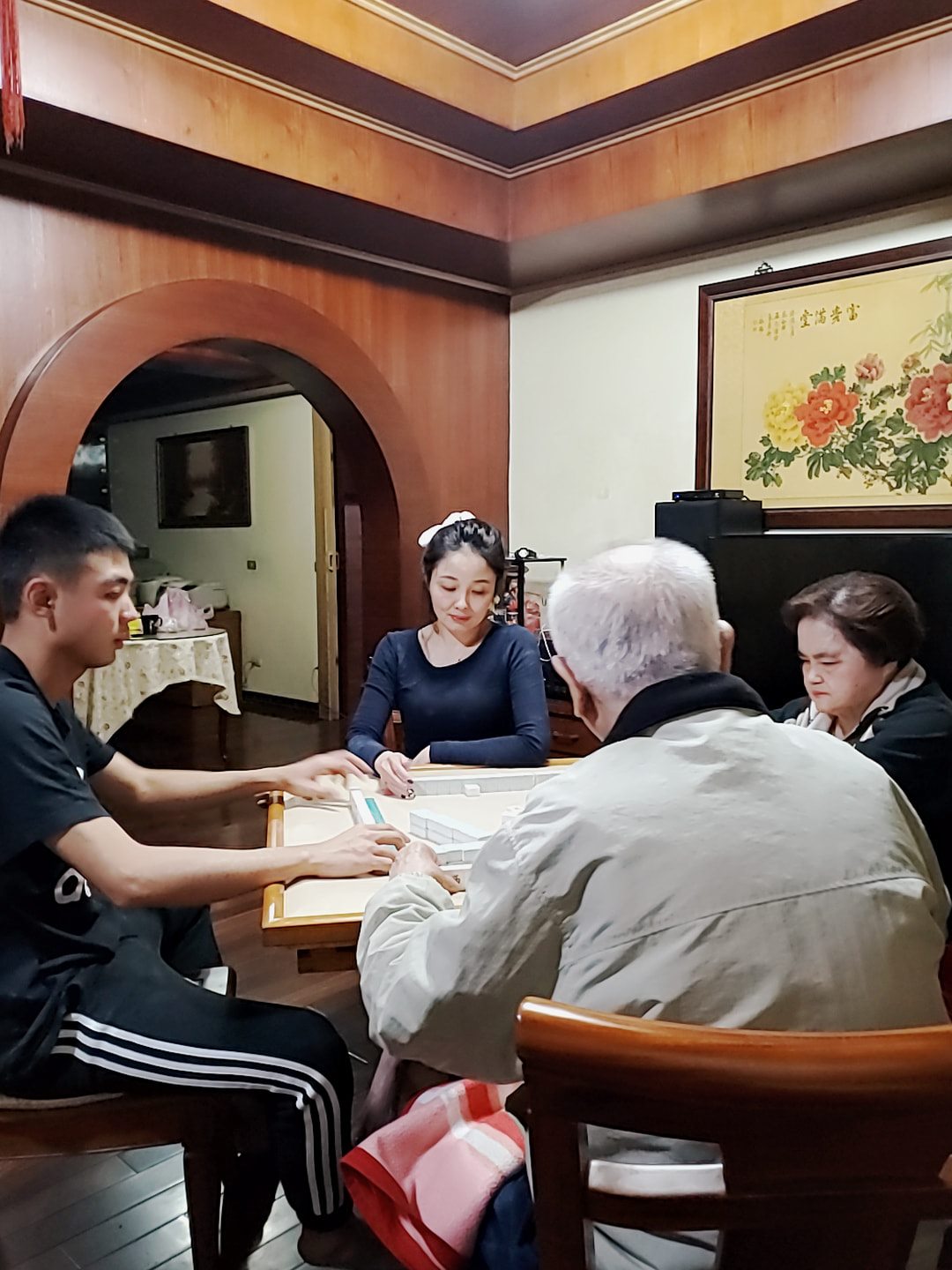 巧婦難為！呂文婉淚憶昔「為前婆家包辦30人年菜」卻遭心機對待　除夕忙到初二「為女兒崩潰飆罵前夫」嘆：永遠是外人