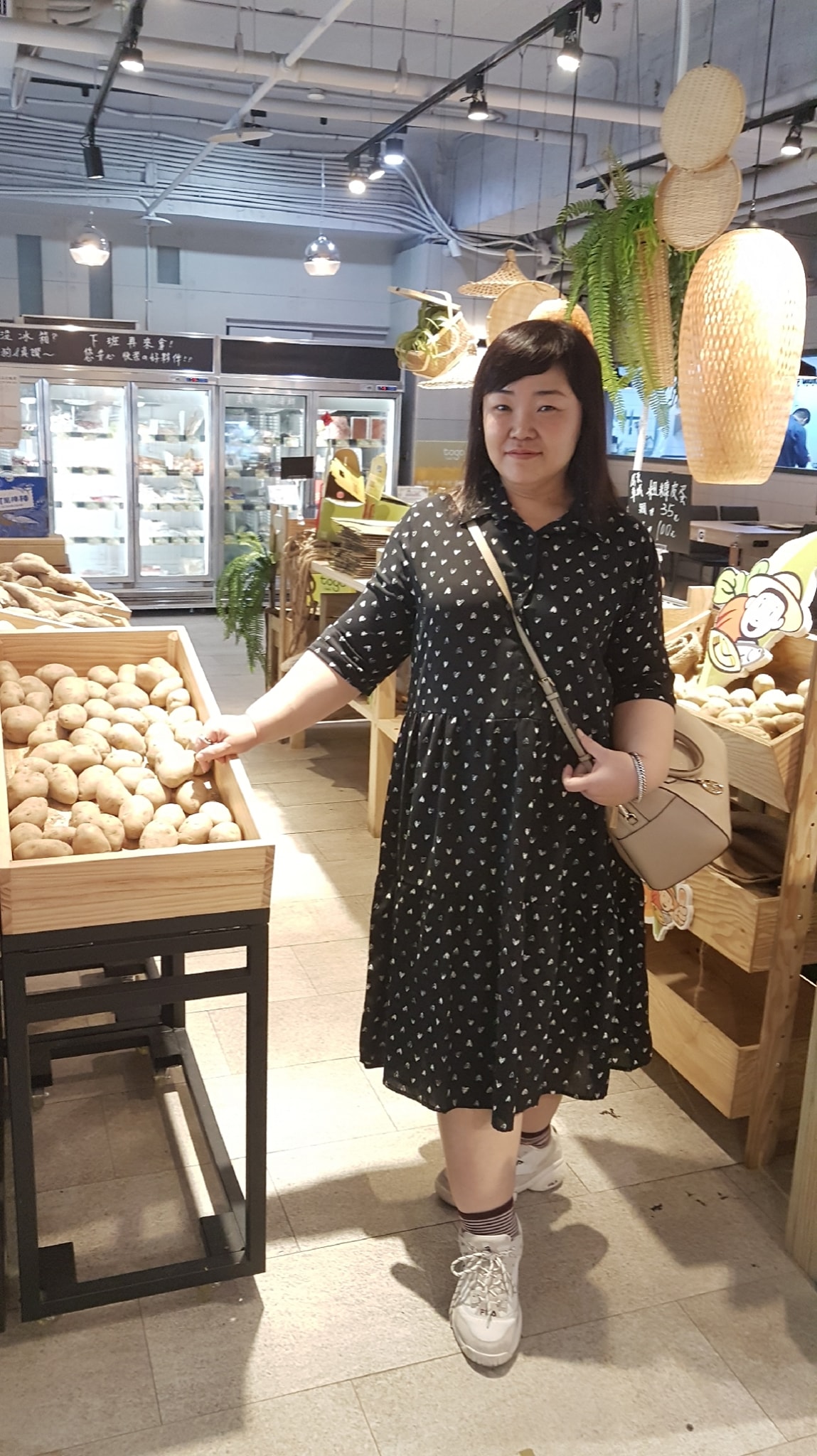 過年回鄉賣滷味遇奧客！廖慧珍當家坐鎮「超熟練反擊曝光」自豪一心多用　超親民招客「現場秒變見面會」