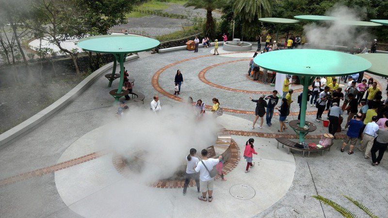 1晚要9200！台東住宿「鋼筋水泥都外露」地板全是碎石　自嘲「睡到最貴工地」在地人曝：妳賺到了