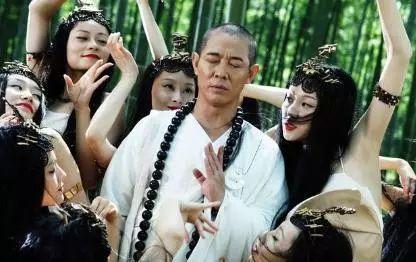 52歲高僧還俗！才過幾個月「娶19歲美嬌娘」被譙到翻　他解釋「也是菩薩的旨意」：沒辦法違背