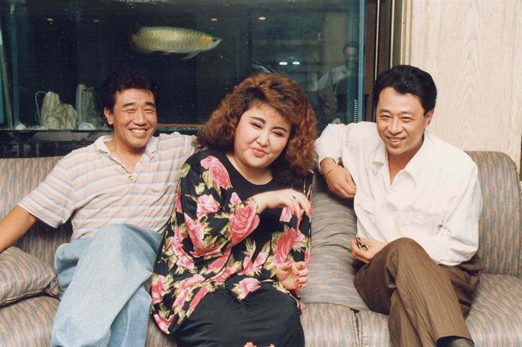 曾被封秀場天后！73歲資深女星「遭丈夫動手」負面新聞不斷　如今婚變「瘦掉半個自己」近況曝光