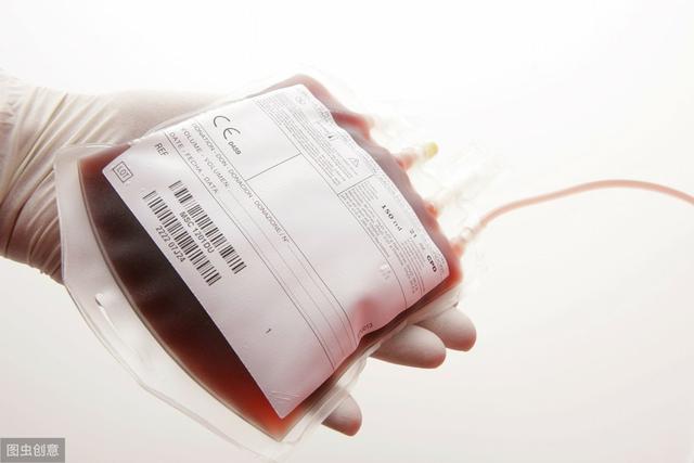 董至成「樓梯重摔輸5袋血」險丟小命！10年不注意「肺竟照出小白點」崩潰：再晚就慘了