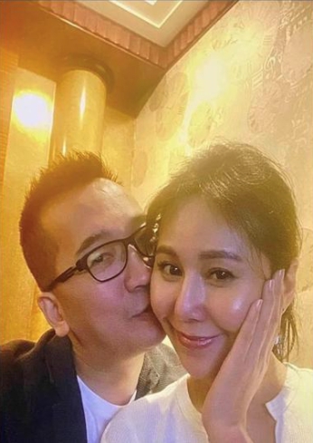 離婚4年首合體！洪曉蕾「跟前夫小年夜團圓」：現在關係最完美　曝複合進度「只要認定就祝福」