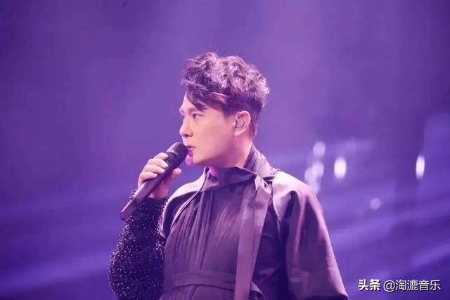 唱紅《愛如潮水》！53歲張信哲上選秀「演唱狀態不佳」被貼：過氣歌手　出道32年「把自己當新人」默默為歌壇付出