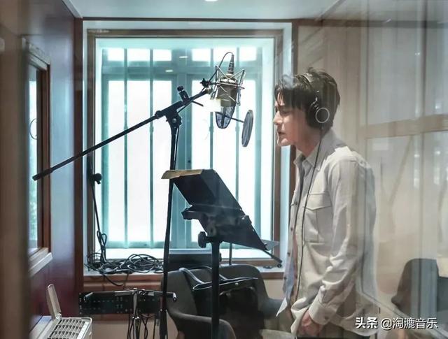 唱紅《愛如潮水》！53歲張信哲上選秀「演唱狀態不佳」被貼：過氣歌手　出道32年「把自己當新人」默默為歌壇付出