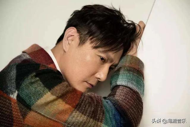 唱紅《愛如潮水》！53歲張信哲上選秀「演唱狀態不佳」被貼：過氣歌手　出道32年「把自己當新人」默默為歌壇付出