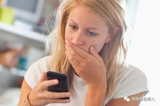 社交軟體被推送「可能認識的人」！卻發現是丈夫的秘密小號　妻子慌張「瀏覽完賬號」後默默流淚