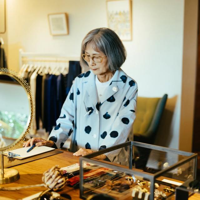 晚年再就業！83歲日本奶奶「不退休當最高齡店員」圓夢　「做自己熱愛的事」也是開心養老