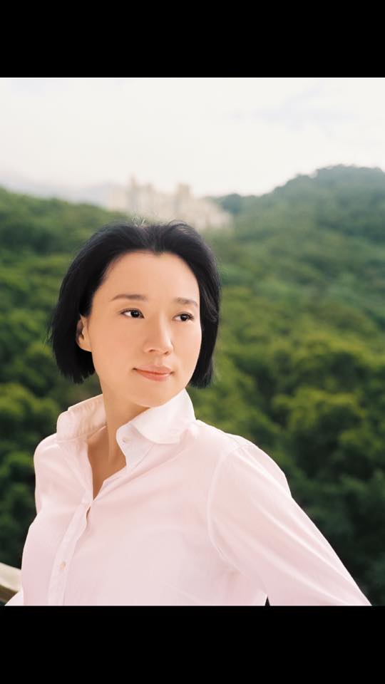 51歲才嫁又怎樣？坣娜勇敢「放手29年愛情長跑」　年過半百「甜嫁280身價富豪尪」：幸福來得剛剛好❤