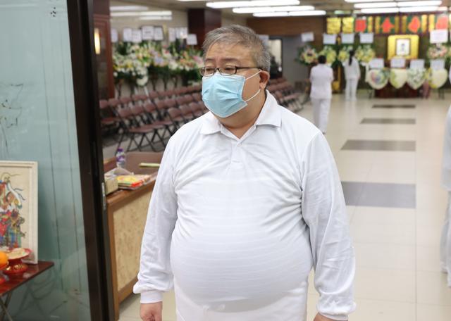 前後腳離世！吳孟達公祭當天「老搭檔也走了」令人感慨　家屬痛心曝：過年時人還好好的…