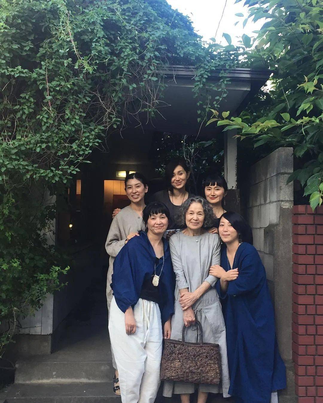 何懼變老！日本74歲主婦「5點起床做飯」與老公分床睡　生活曝光「卻被10萬人大呼羨慕」：神仙生活