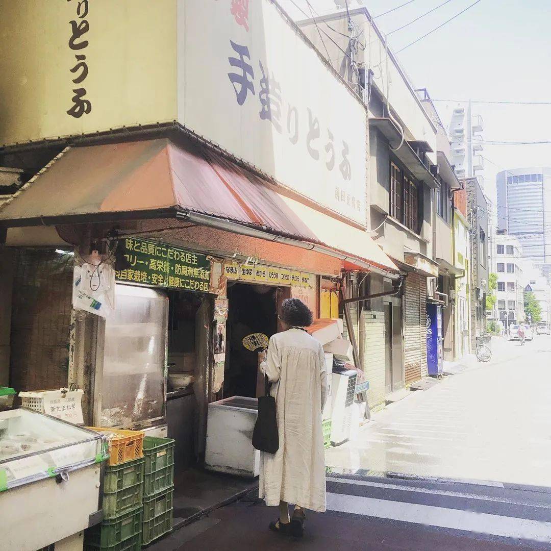 何懼變老！日本74歲主婦「5點起床做飯」與老公分床睡　生活曝光「卻被10萬人大呼羨慕」：神仙生活