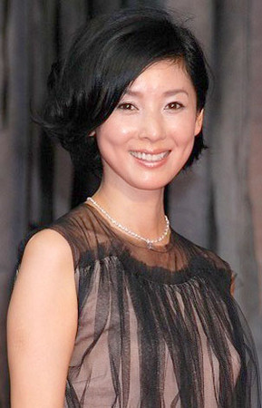 最美歐巴桑！65歲資深女星「三餐照吃沒胖過」皮膚超Q彈　關鍵「早上固定2件事」凍齡40年