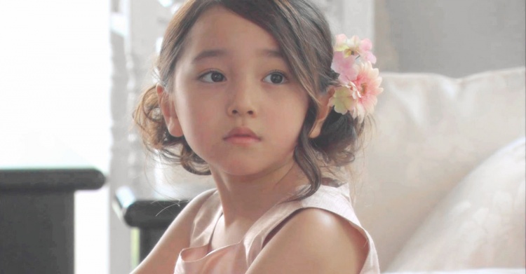 被封最美童星!她當年「顏值演技無敵」圈粉無數 如今21歲「招牌圓臉再現身」網驚:認不出來了