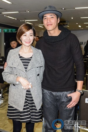 性格浪子變慈父！42歲藍正龍「不捨愛妻為孩子淡出」　結婚7年宣告「老婆自由了」：一切都值得了