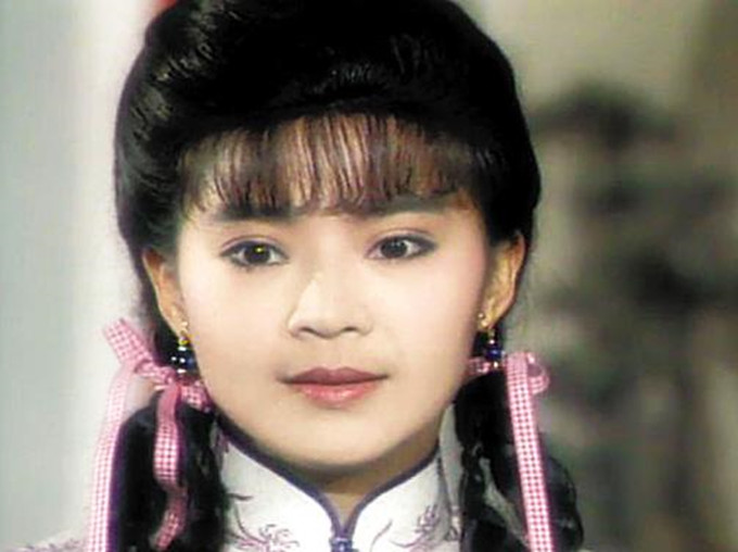 56歲氣質出眾！俞小凡為兒女「原諒尪外遇」花快1年才放下　兒女赴美念書「近況曝光」網讚：苦盡甘來