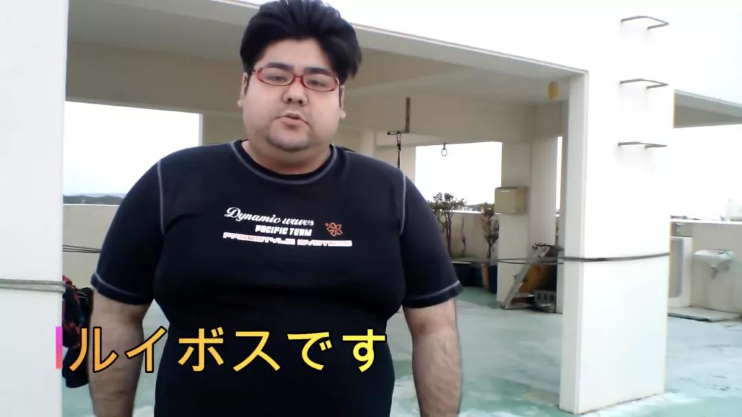 胖子都是潛力股！胖肚宅男「瘋狂鏟肉70KG」像換顆頭　瘦掉一半自己「變身日版彭于晏」帥到爆紅
