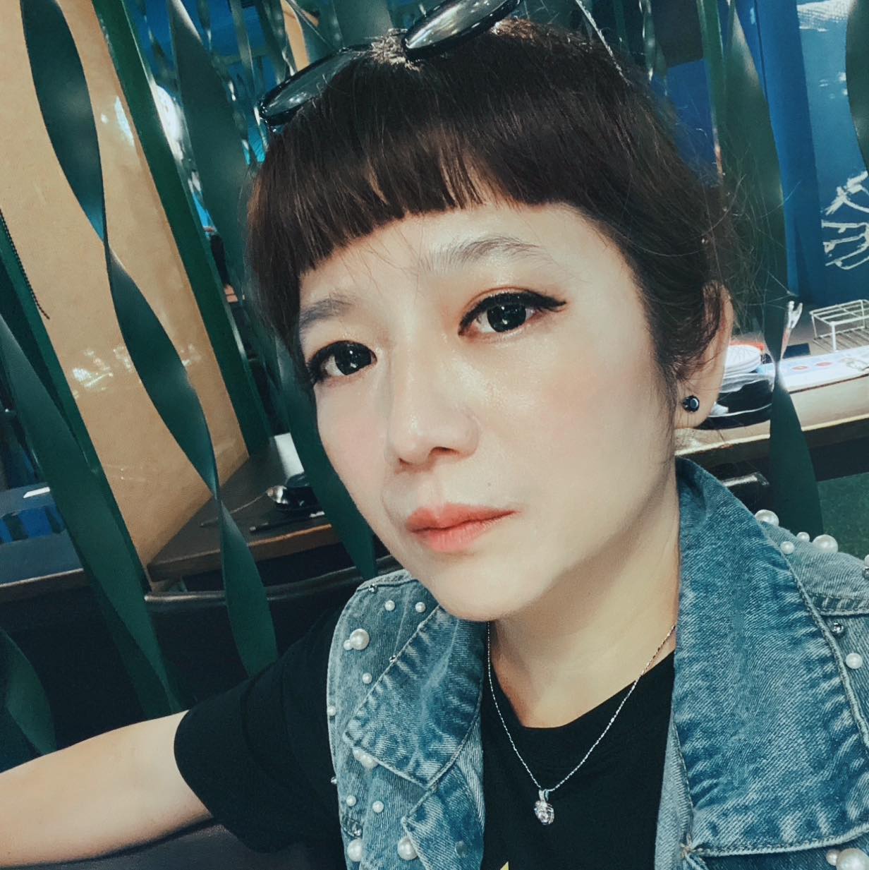 最美瓊女郎之一！林瑞陽前妻「被兒出賣近照」臉蛋超凍齡　「一家三口高顏值」獨子跟隨出道