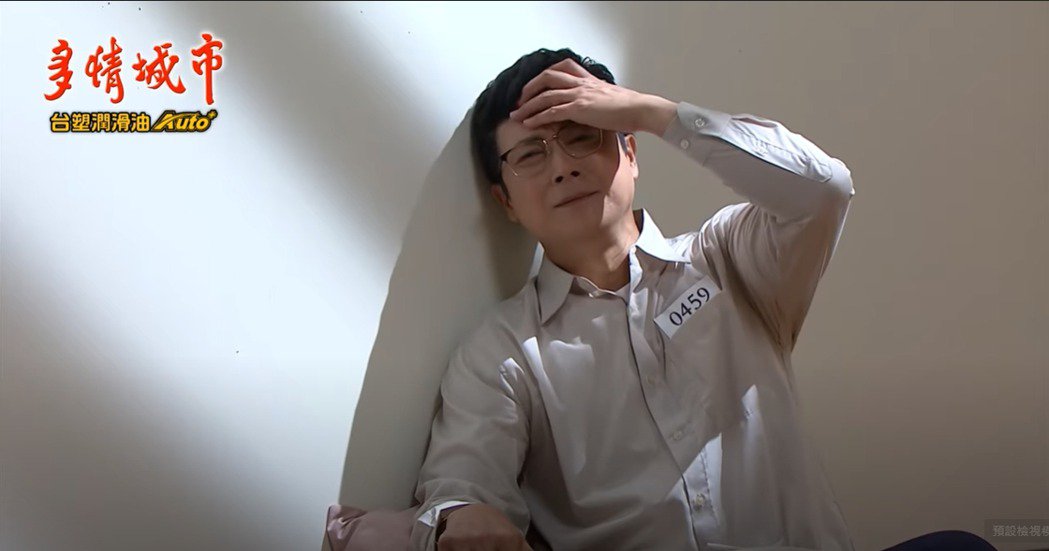爸爸叫不出我！王燦哽咽憶父「臨終前最後牽他手」病榻前盡孝　家庭破碎難忘「5歲唯一全家出遊」
