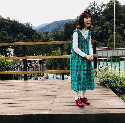 街上巧遇！大咖女星「變裝大嬸現身菜市場」　爽買33元衣服「穿出台味質感」：愛台灣