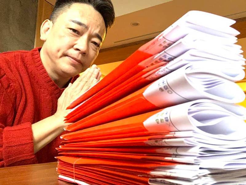 中古小房換億元豪宅！詹惟中洩「精準挑房投資關鍵」輕鬆克服脫手難題　突喊話「要改炫富毛病」承諾不再出手