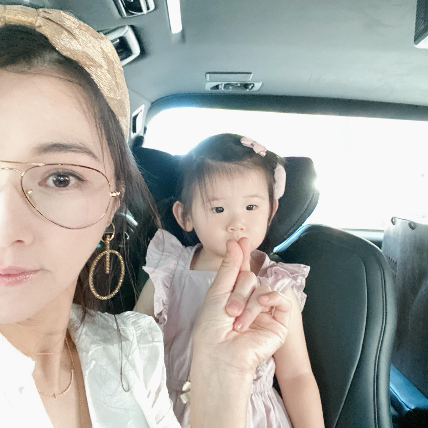 妙捧豪門碗！陳怡蓉坦承「靠比較維繫婚姻幸福」對總裁尪評價曝光　「笑揭夫妻吵架解法」網讚：無法反駁