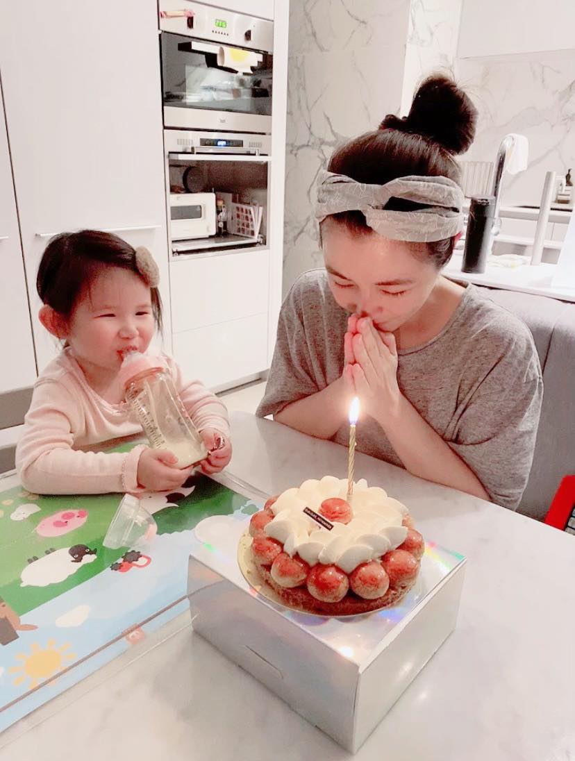 妙捧豪門碗！陳怡蓉坦承「靠比較維繫婚姻幸福」對總裁尪評價曝光　「笑揭夫妻吵架解法」網讚：無法反駁