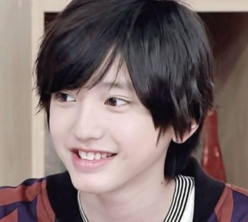 國民初戀臉！清新男孩「被封千年一遇美少年」　23歲「外貌升級」全國看呆