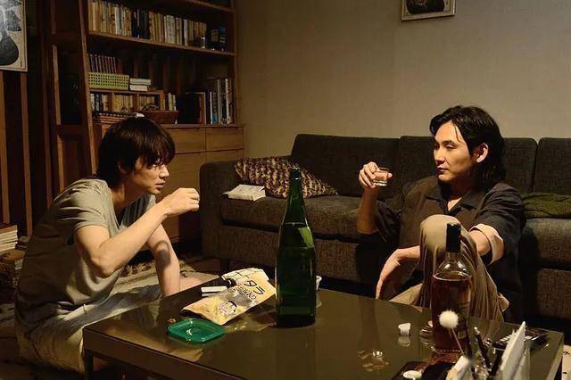 第一次去女朋友家！男友主動「要求分房睡」　父母卻「用自身經歷」力勸女兒說：不能嫁