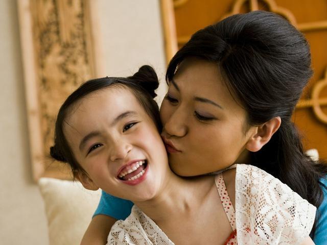 不是不愛！為何年過50的夫妻「大多選擇分房睡」？３個好處「深藏對另一半的愛」