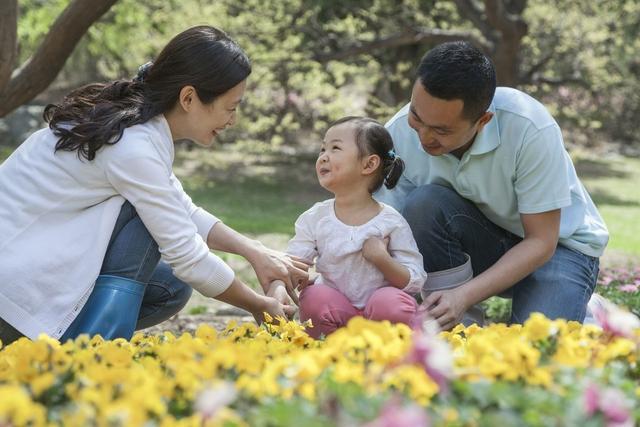 不是不愛！為何年過50的夫妻「大多選擇分房睡」？３個好處「深藏對另一半的愛」